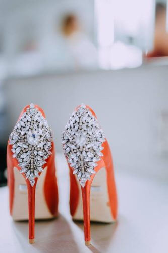 bride's red shoes