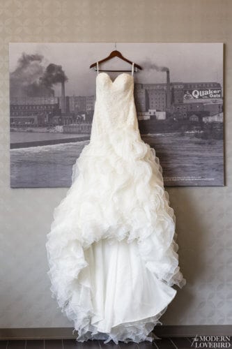 Wedding Dress in DoubleTree by Hilton Cedar Rapids. Photo credit: The Modern Lovebird
