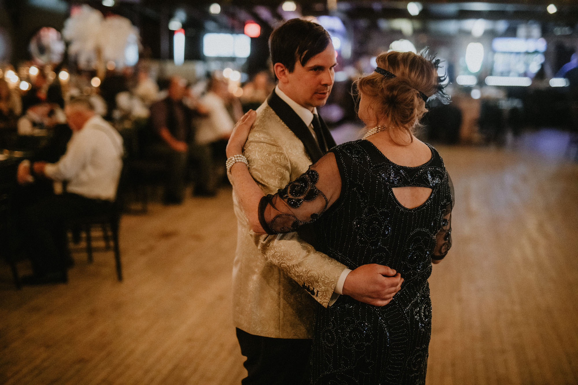 Katie & Nick's Wedding At Dancemor Ballroom In Swisher, Iowa - Soiree IA